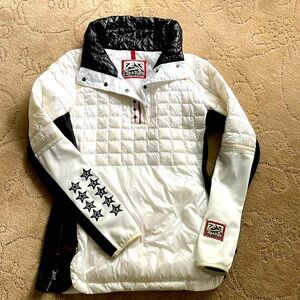 Alp-N-Rock pullover jacket.